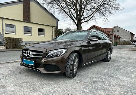 Mercedes-Benz C 200 T 7G-TRONIC Avantgarde