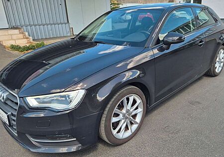 Audi A3 ambition* CAM*Navi*PDC*SHZ*MFL