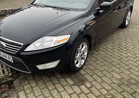 Ford Mondeo 2.0 Ghia