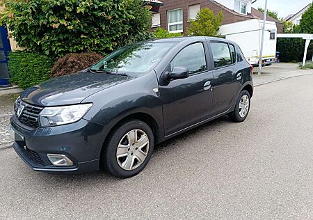 Dacia Sandero SCe 75 Laureate