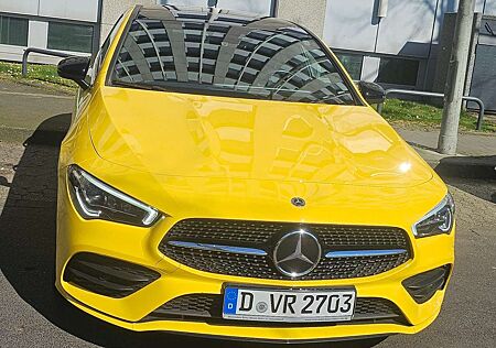 Mercedes-Benz CLA 200 4Matic 8G-DCT AMG Line