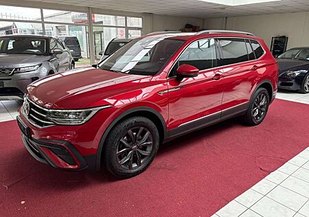 VW Tiguan Allspace Volkswagen NAVI+LED+PANO+KAM+VIRTUAL+7SITZE
