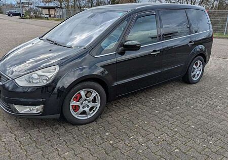 Ford Galaxy Titanium