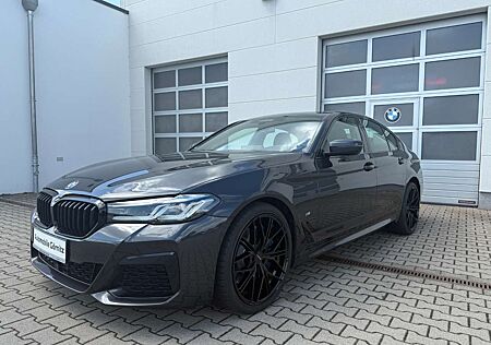 BMW 530 d xDrive ///PAKET/LASER/HEAD-UP/GLASDACH/ACC/AHK F