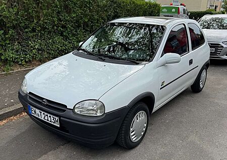 Opel Corsa Joy