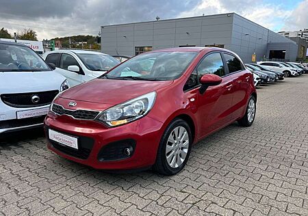 Kia Rio gebraucht kaufen Kia Rio Dream Team KLIMAAUT*SHZ*LHZ*EFH*PDC*ALU*