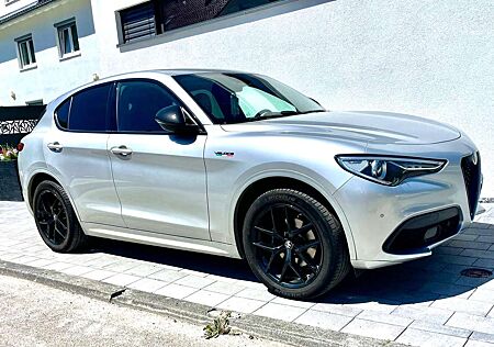 Alfa Romeo Stelvio 2.0 Turbo 16V AT8-Q4 Veloce MY21 VollGarantie!