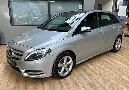 Mercedes-Benz B 200 B-Klasse 200 CDI/1.Hd/Pano/Navi Xenon