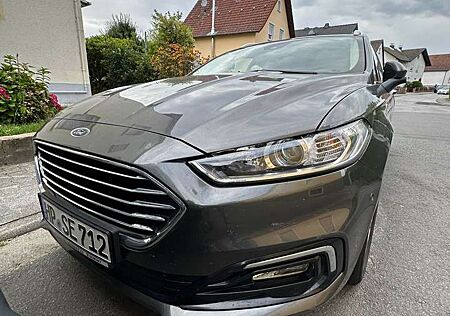 Ford Mondeo Turnier 2.0 Hybrid CVT Business Edition