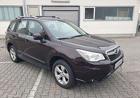Subaru Forester 2.0X Lineartronic Exclusive *Klima / Xenon*