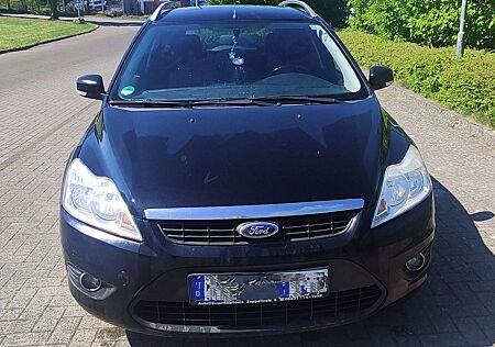 Ford Focus Turnier 1.6 Ti-VCT Black Magic