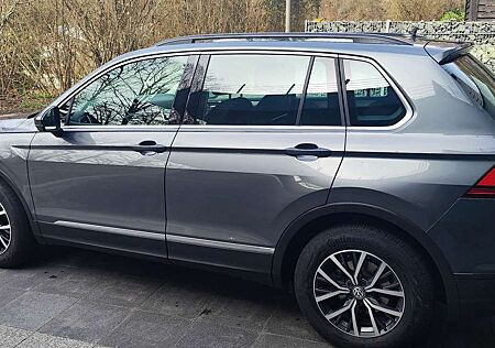 VW Tiguan Volkswagen 2.0 TSI 4Motion DSG OPFComfortline