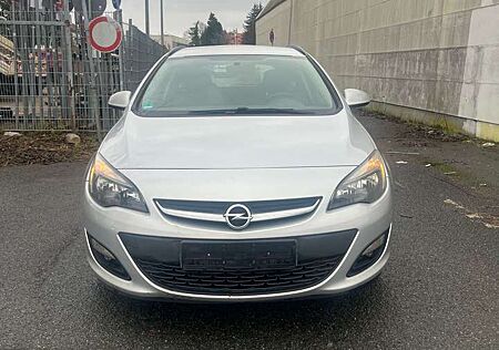 Opel Astra Sports Tourer Diesel 1.6 Diesel