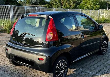 Peugeot 107 70 Filou