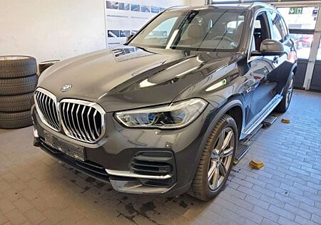 BMW X5 xDr45e PANO*Laser*Sitzklima*Softcl*HiFi*360°