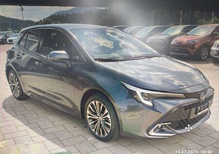 Toyota Corolla 1.8 Hybrid Team Deutschland Technik-Paket