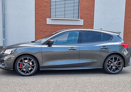 Ford Focus 2.3 ST EcoBoost