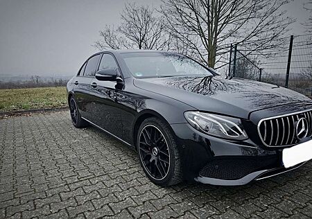 Mercedes-Benz E 250 9G-TRONIC Avantgarde