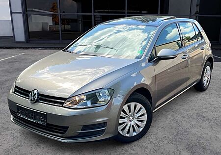 VW Golf Volkswagen VII Lim. Trendline BMT,Garantie
