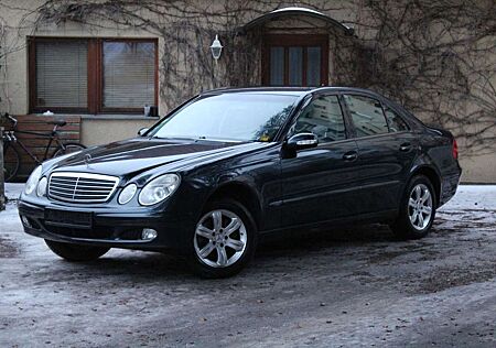 Mercedes-Benz E 240