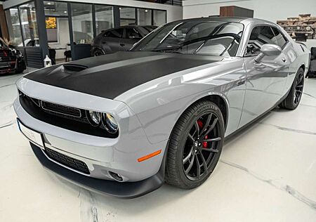 Dodge Challenger 6,4 SCAT PACK PLUS
