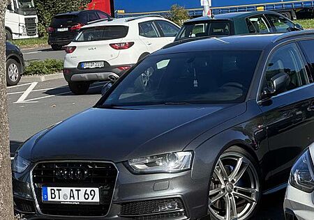 Audi A4 Avant 3.0 TDI DPF multitronic S line Sportpaket