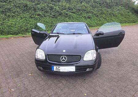 Mercedes-Benz SLK 200