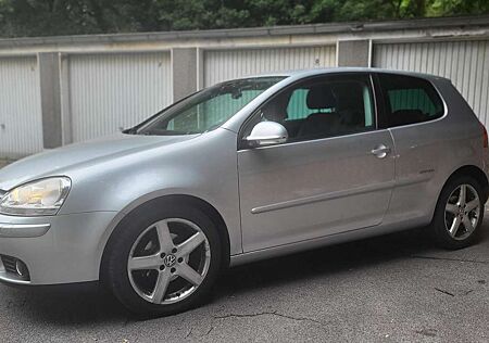 VW Golf Volkswagen 1.4 United