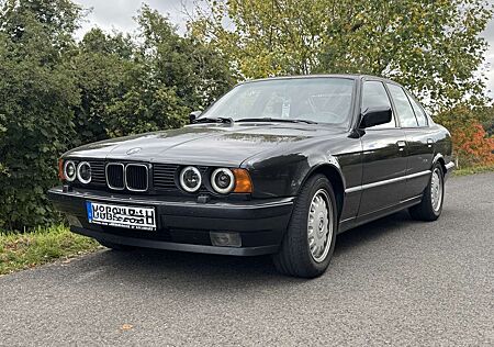 BMW 525iX 525 , E34