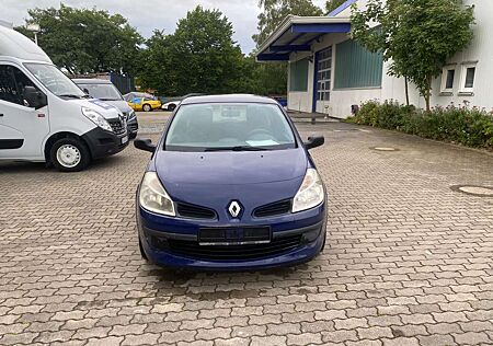 Renault Clio Exception