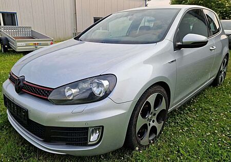 VW Golf GTI Volkswagen Golf VI 2.0 TSI GTI 210ps