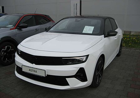 Opel Astra 1.2 Turbo GS