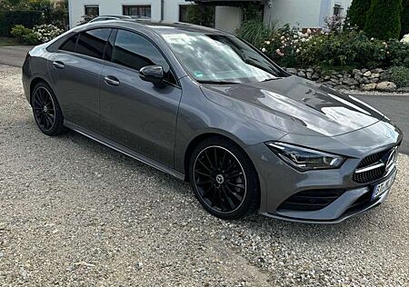 Mercedes-Benz CLA 220 4Matic 7G-DCT AMG Line