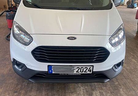 Ford Courier