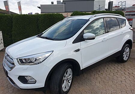 Ford Kuga Cool & Connect AUTOMATIK