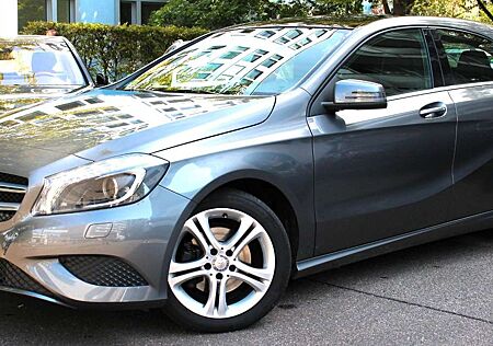 Mercedes-Benz A 180 BlueE. LEDER* PANORAMA* XENON* KAMERA