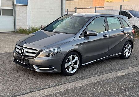 Mercedes-Benz B 180 CDI/Led/Klimaauto/