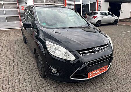 Ford Grand C-Max Titanium