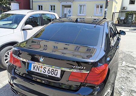 BMW 750i 750 xDrive (F01) V8 Bi-Turbo Vollausstattung