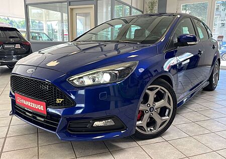 Ford Focus Lim. ST