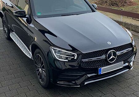 Mercedes-Benz GLC 300 GLC-Coupe e 4Matic 9G-TRONIC AMG Line