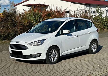 Ford C-Max Titanium