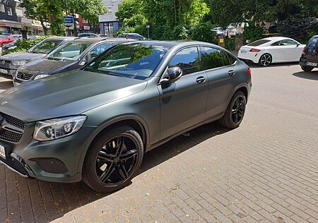 Mercedes-Benz GLC 250 gebraucht kaufen Mercedes-Benz GLC 250 GLC-Coupe Coupe 4Matic 9G-TRONIC