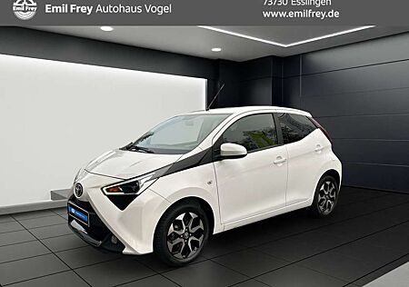 Toyota Aygo 1.0 x-shift x-play