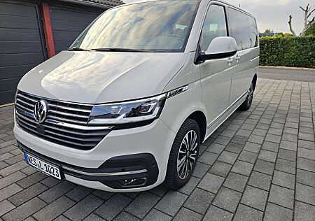 VW T6 Multivan Volkswagen Multivan DSG Kurz Highline