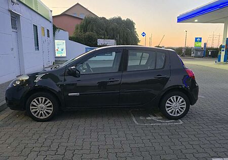Renault Clio TCe 100 Dynamique