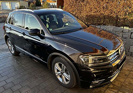 VW Tiguan Volkswagen 2.0 TSI 4Motion Highline, R-Line, AHK, Pano, Kamera, dig. Cockpit