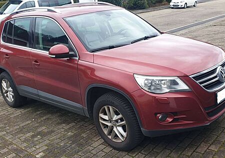 VW Tiguan Volkswagen 2.0 TDI DPF 4Motion Automatik Sport