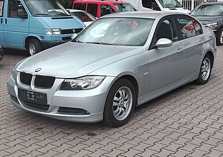 BMW 320i 320 Baureihe 3 Lim. . Neuer Tüv