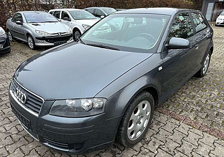 Audi A3 1.6 Attraction mit neu Tüv